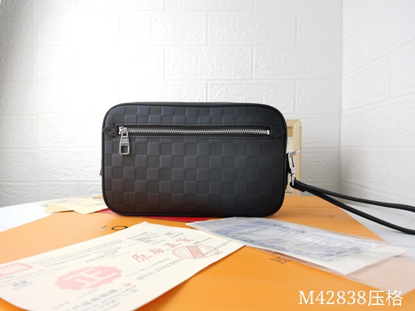 LVコピーウォレット正面デザイン